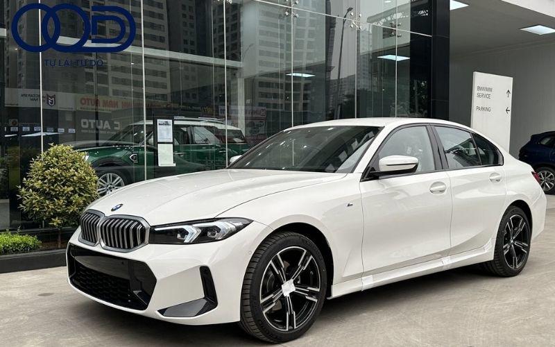 cho thuê xe hạng sang tự lái quận 8